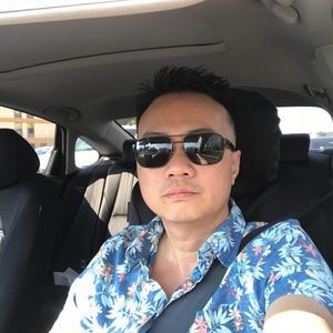 Meet your Posher, Linh